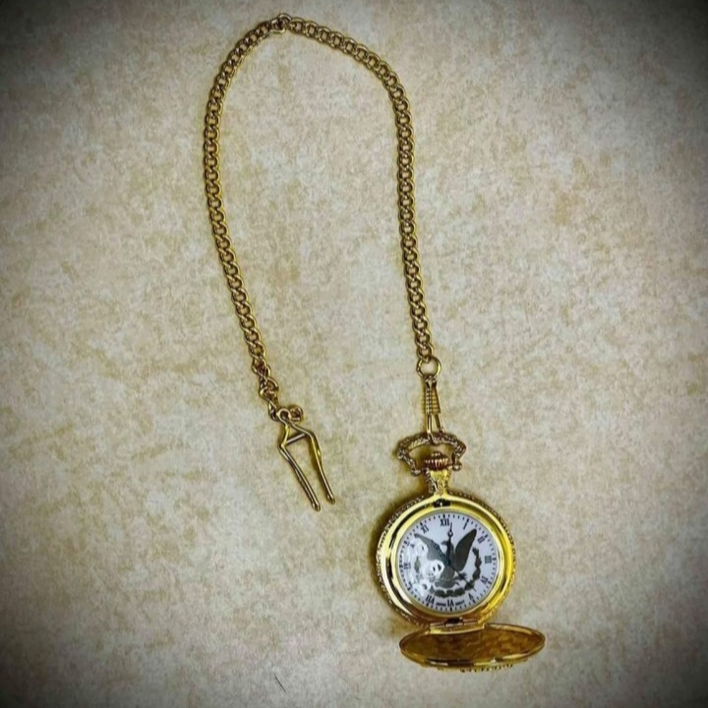 NEW,Vintage Gold Pocket Watch with Intricate Detailing Japan Movment Diameter:2" - Picture 3 of 3